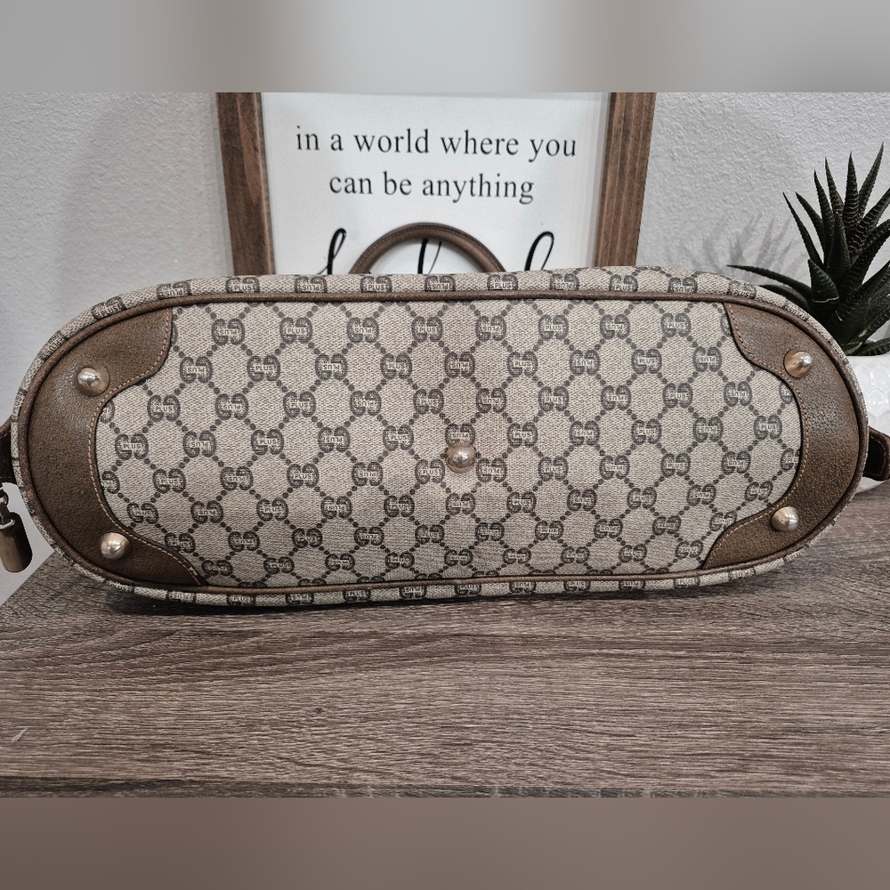 Gucci Large GG Canvas Satchel Bag - Picture 11 of 12